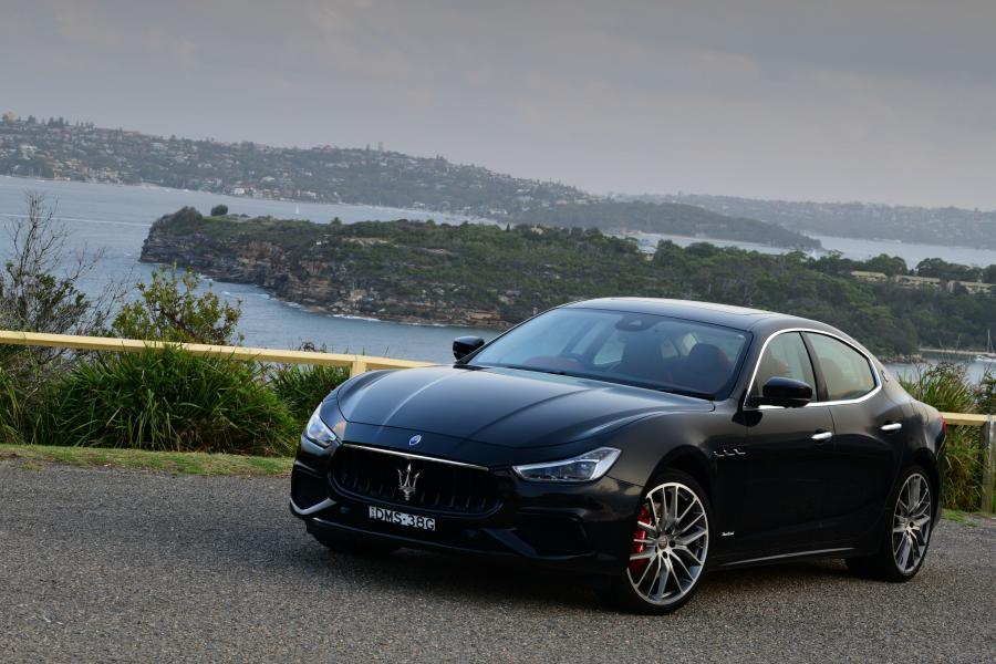  Maserati Ghibli S GranSport 2018 года  (AU) (фото 23 из 38)